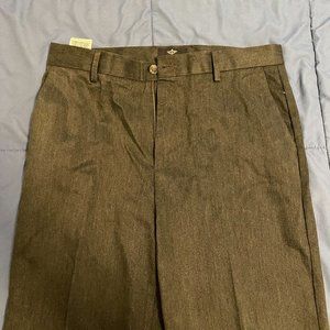 Dockers Signature Khaki Classic Fit 33/29
